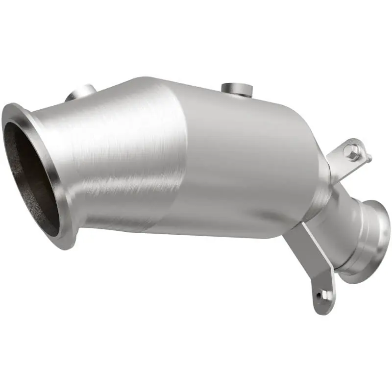 MagnaFlow 2014 BMW 335i GT xDrive 3.0L Underbody Direct Fit EPA Compliant Catalytic Converter