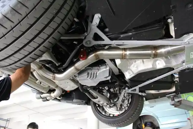 F87 M2 Competition Signature Exhaust System includes Active F-brace (Tip color:Matte Black)