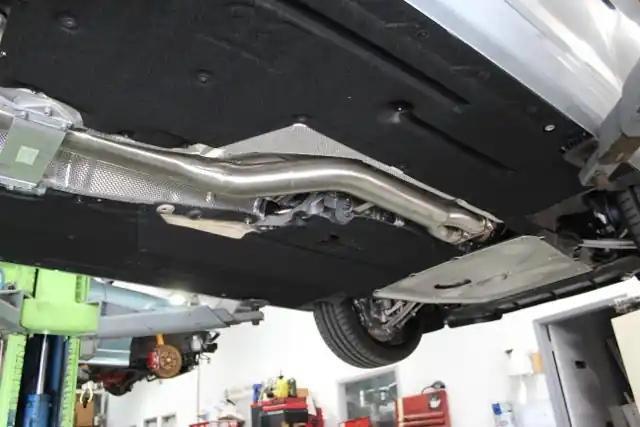 F87 M2 Competition Signature Exhaust System includes Active F-brace (Carbon Tips)