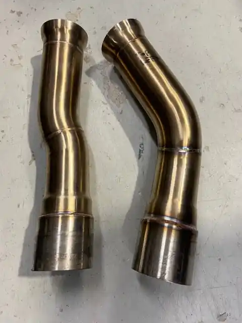 Connecting pipes for F8X BMW M3 & M4 Equal Length w AWE Switchpath custom connection