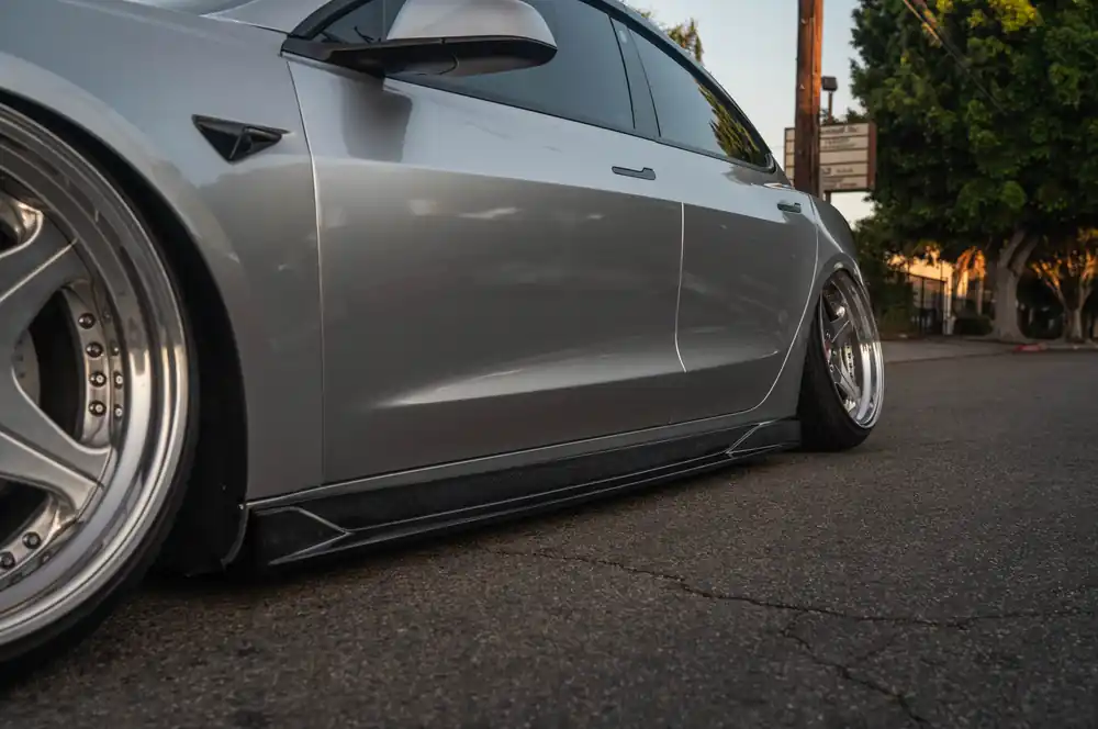 Street Hunter USA Tesla Model 3 Side Skirts