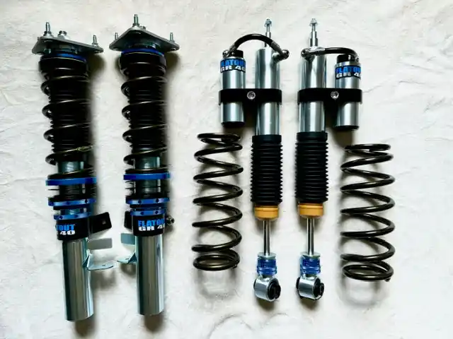 Flatout Suspension GR40 Coilovers - 2000-2004 Ford Focus