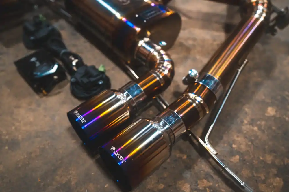 Valvetronics Exclusive 2.5 inch tips