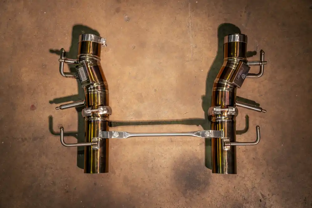 Ferrari SF90 RACE F1 Exhaust System