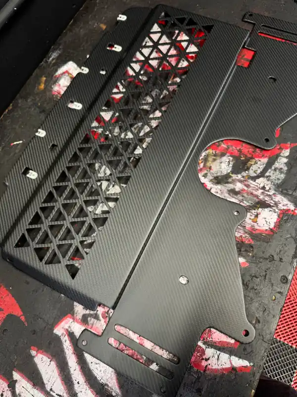 Dry Carbon Oil Cooling Guard
